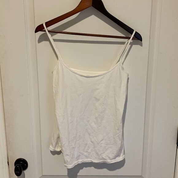 Old  Navy  Basic White Cami - Picture 1 of 4